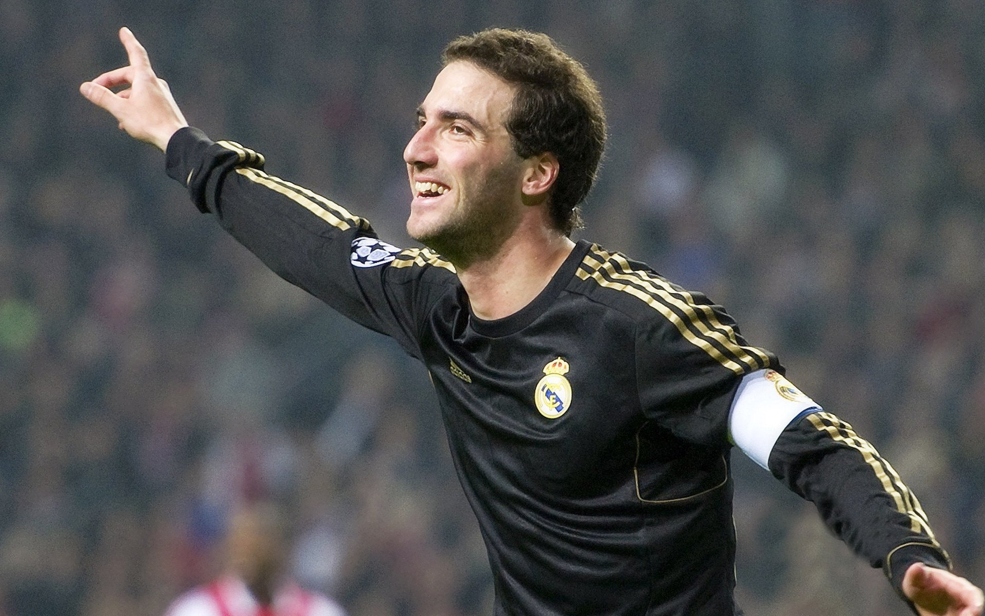 绿茵场上的逆袭与蜕变，当内马尔不再单打独斗，伊拉克给了摩洛哥当头一棒