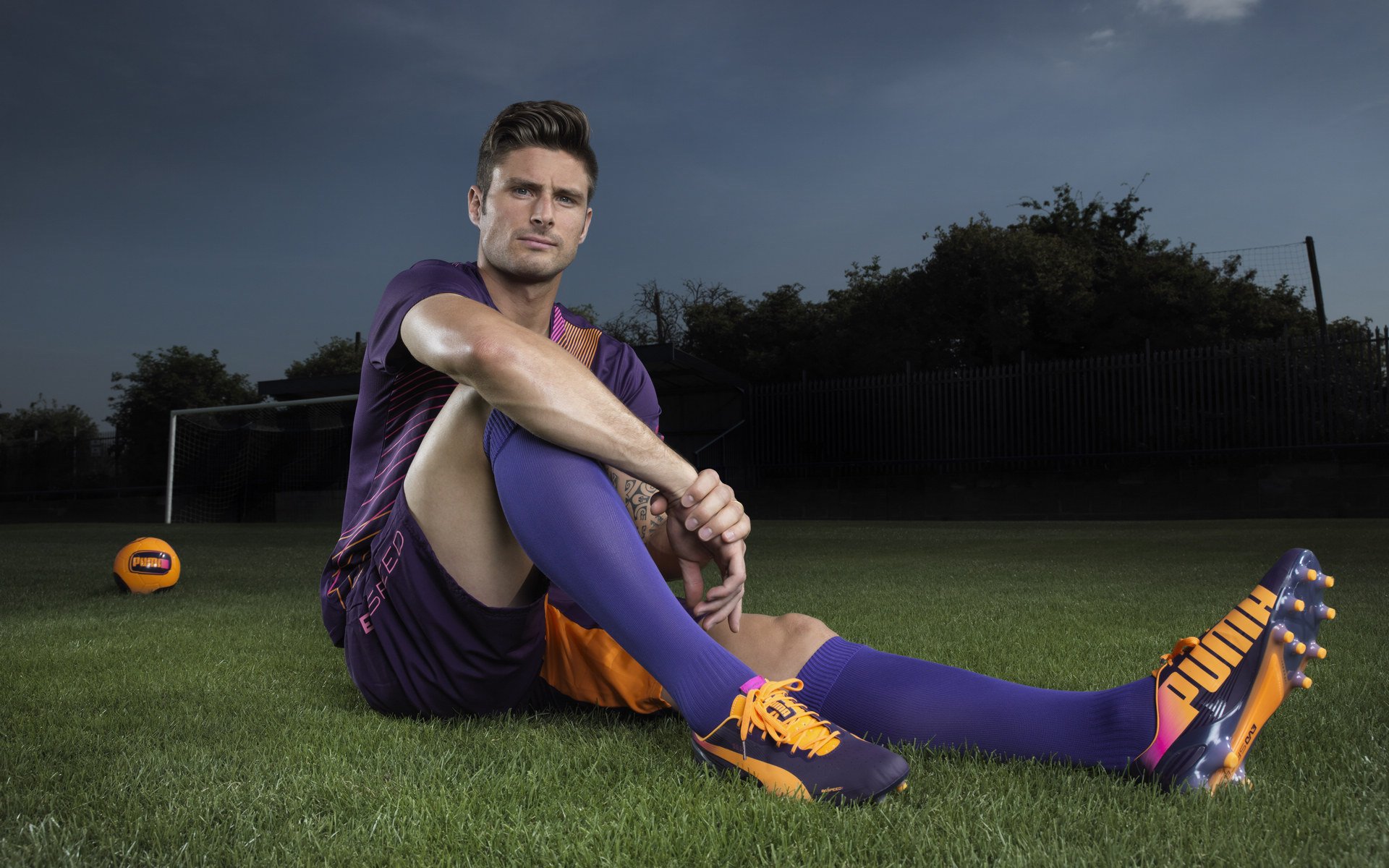 奥运周期关键战之夜，凯恩进攻端无人可挡